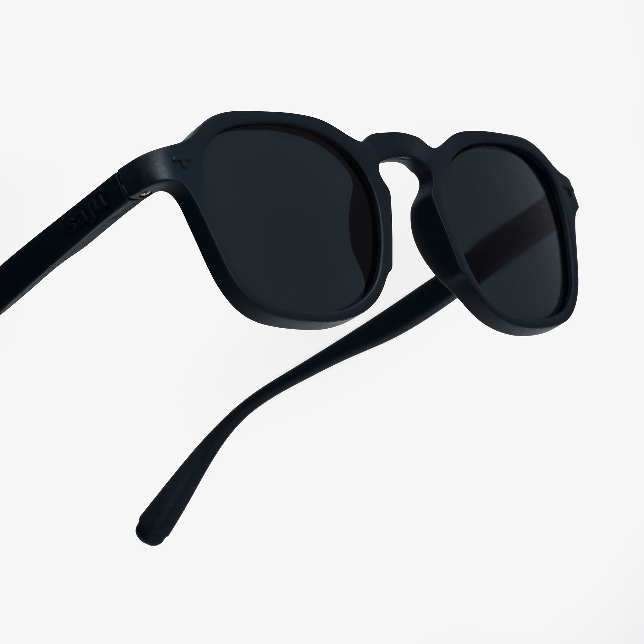 Belucci Black