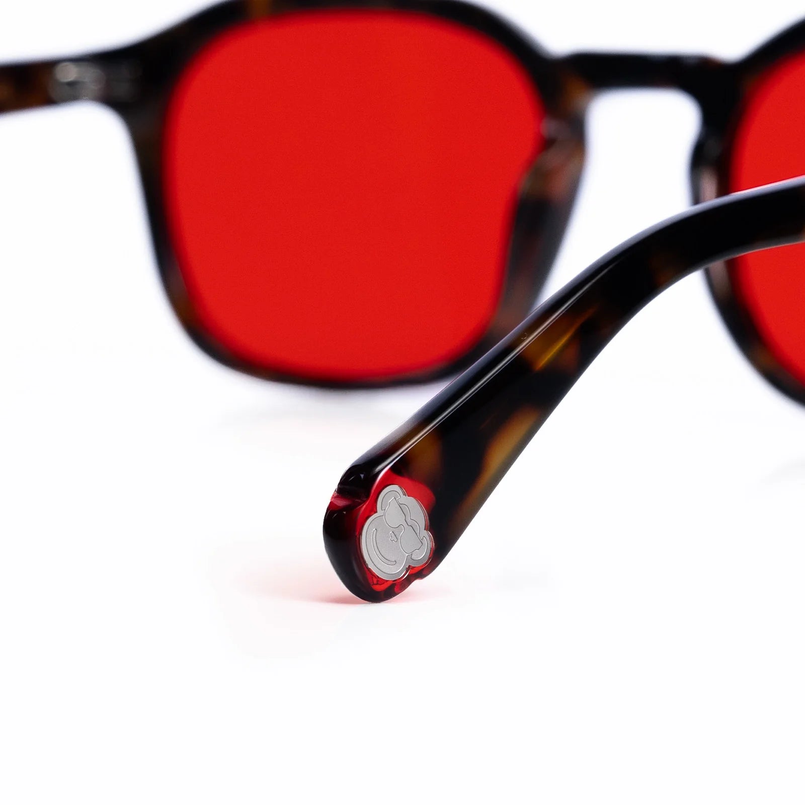 Las del Capi Dark Brown - Lente Rojo