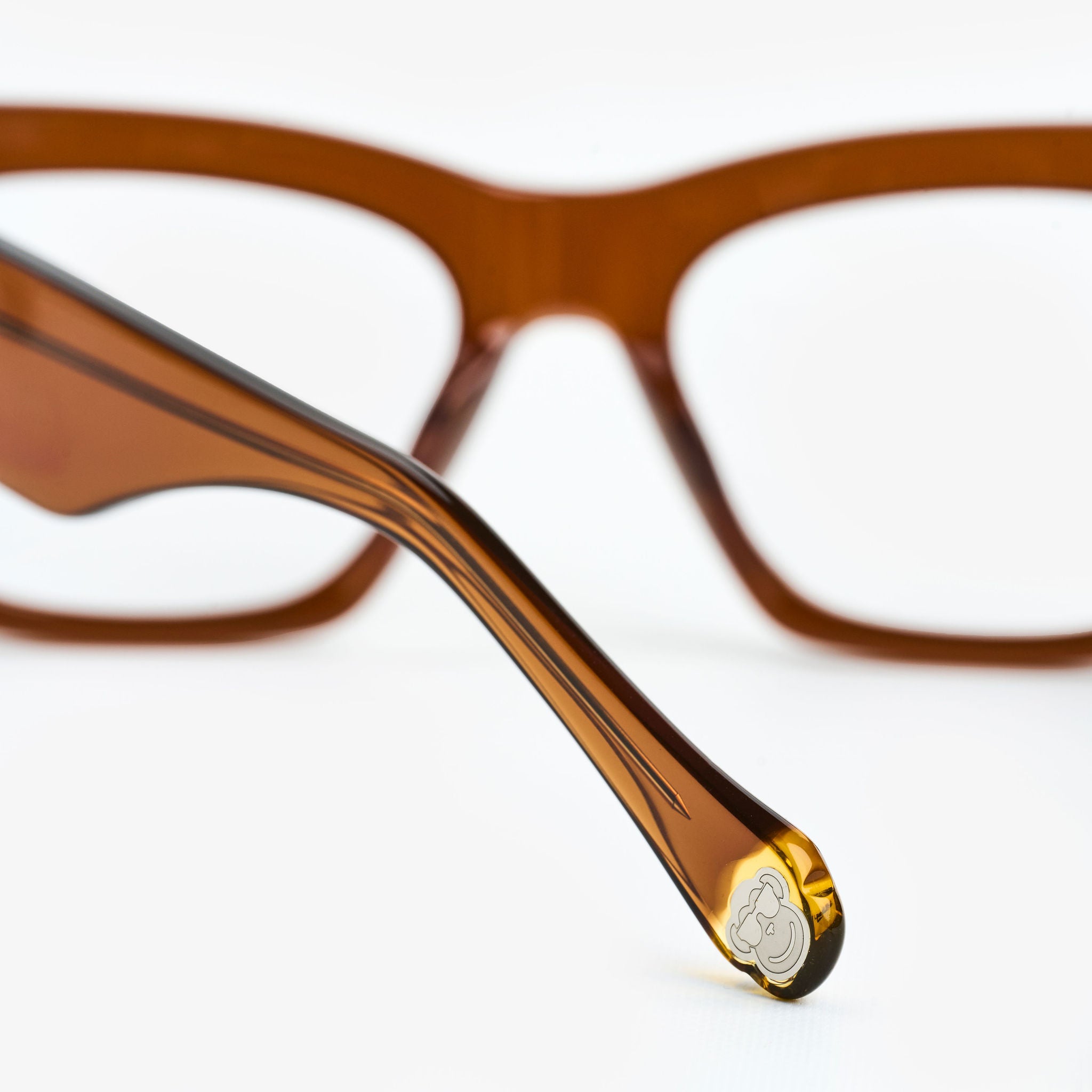 Midtown Clear Brown Formulado