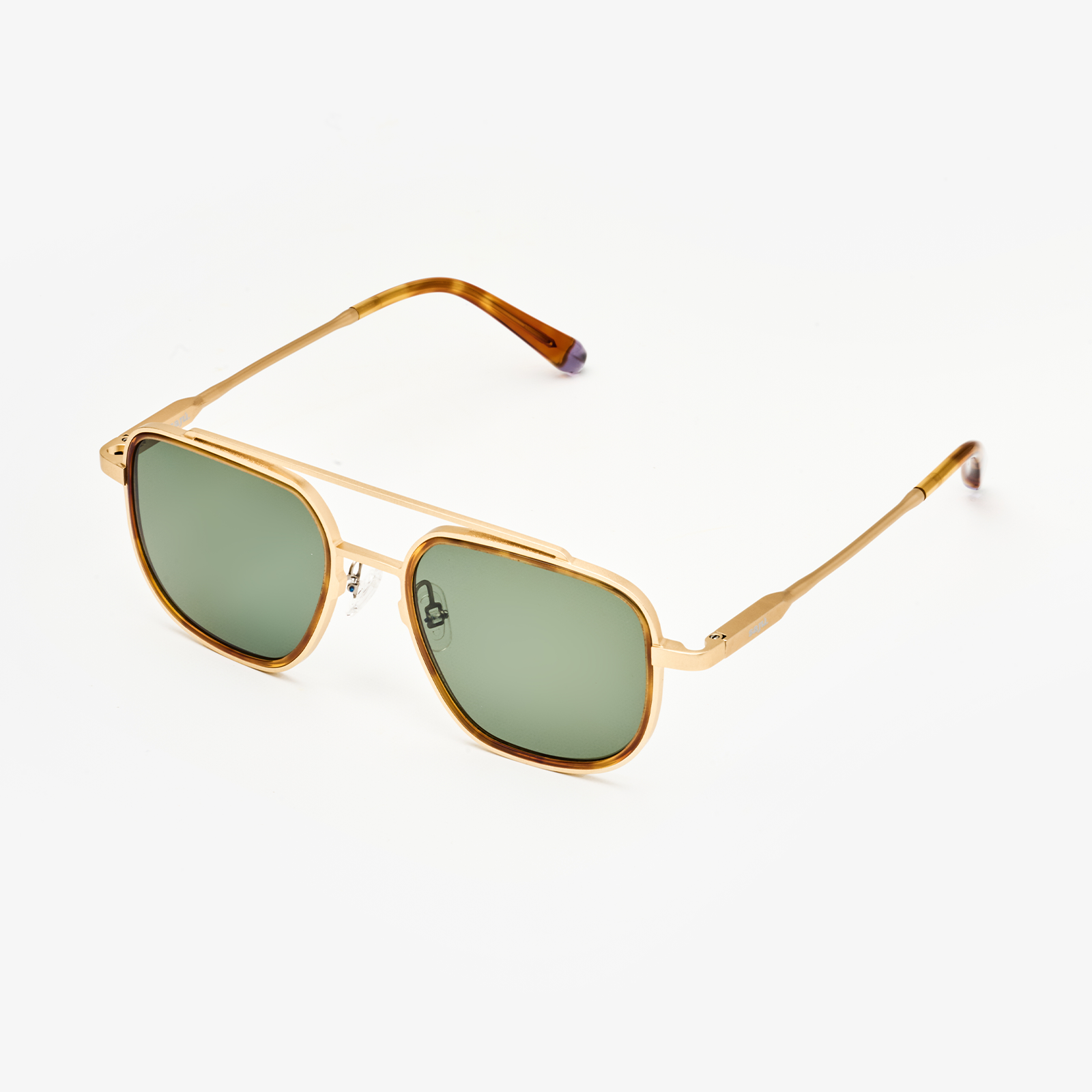 Poolside Golden