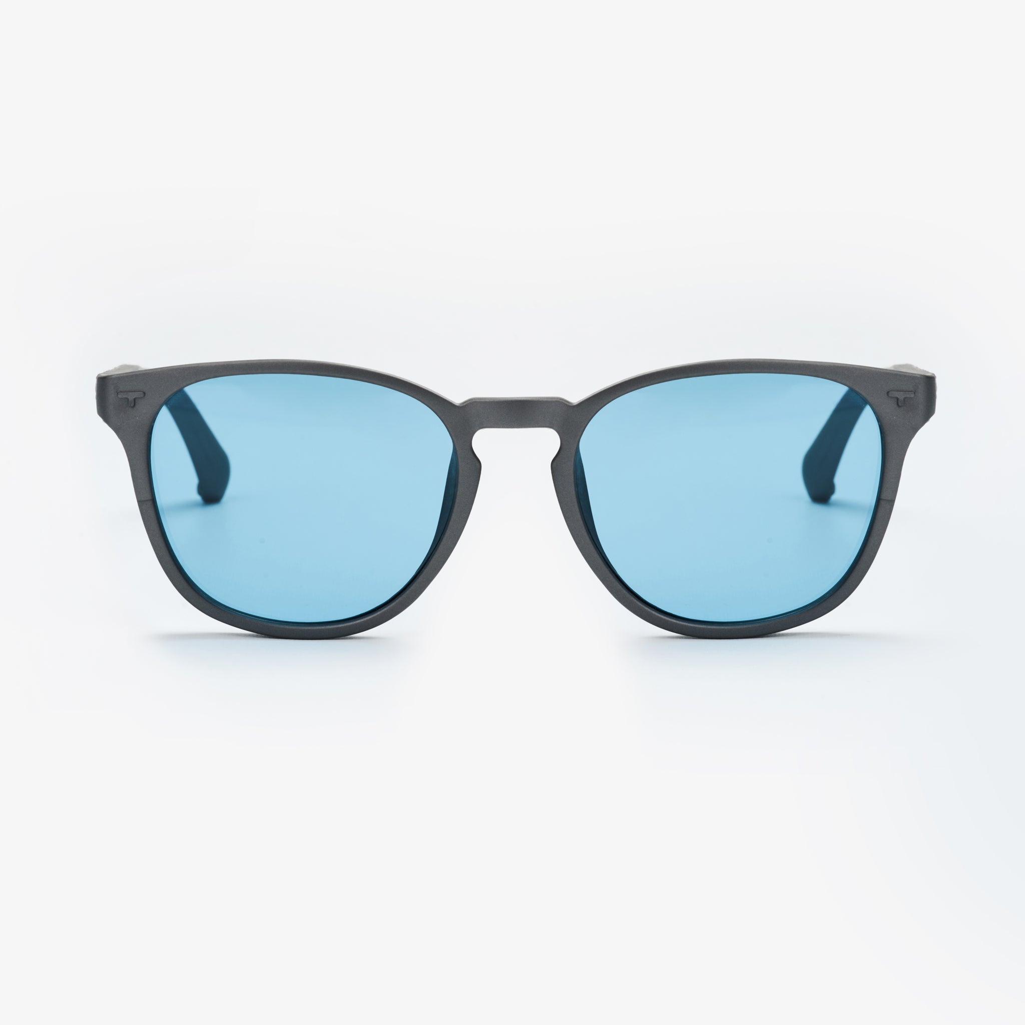 Tinted Chelsea Yotin