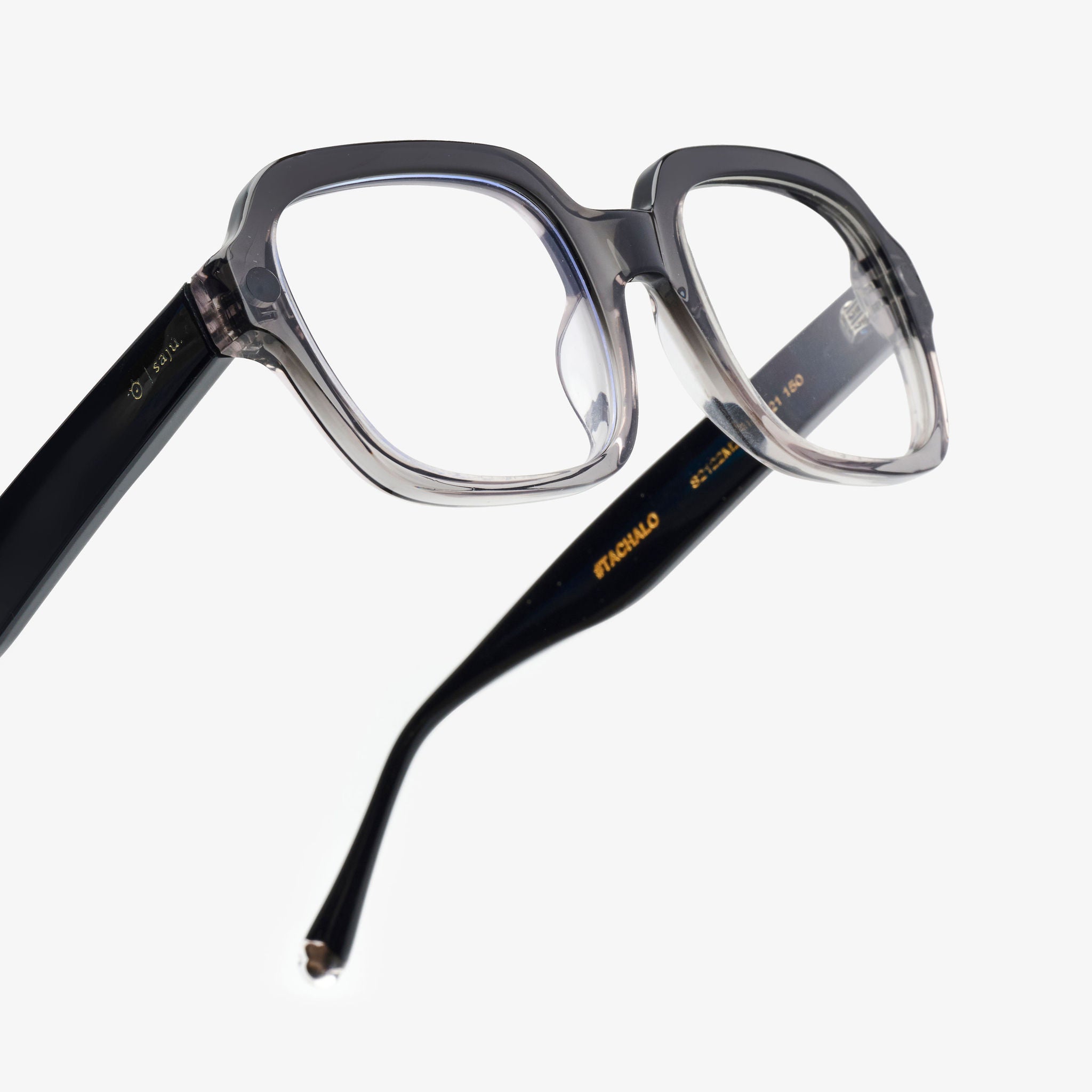 Simón Vargas Gradient Black