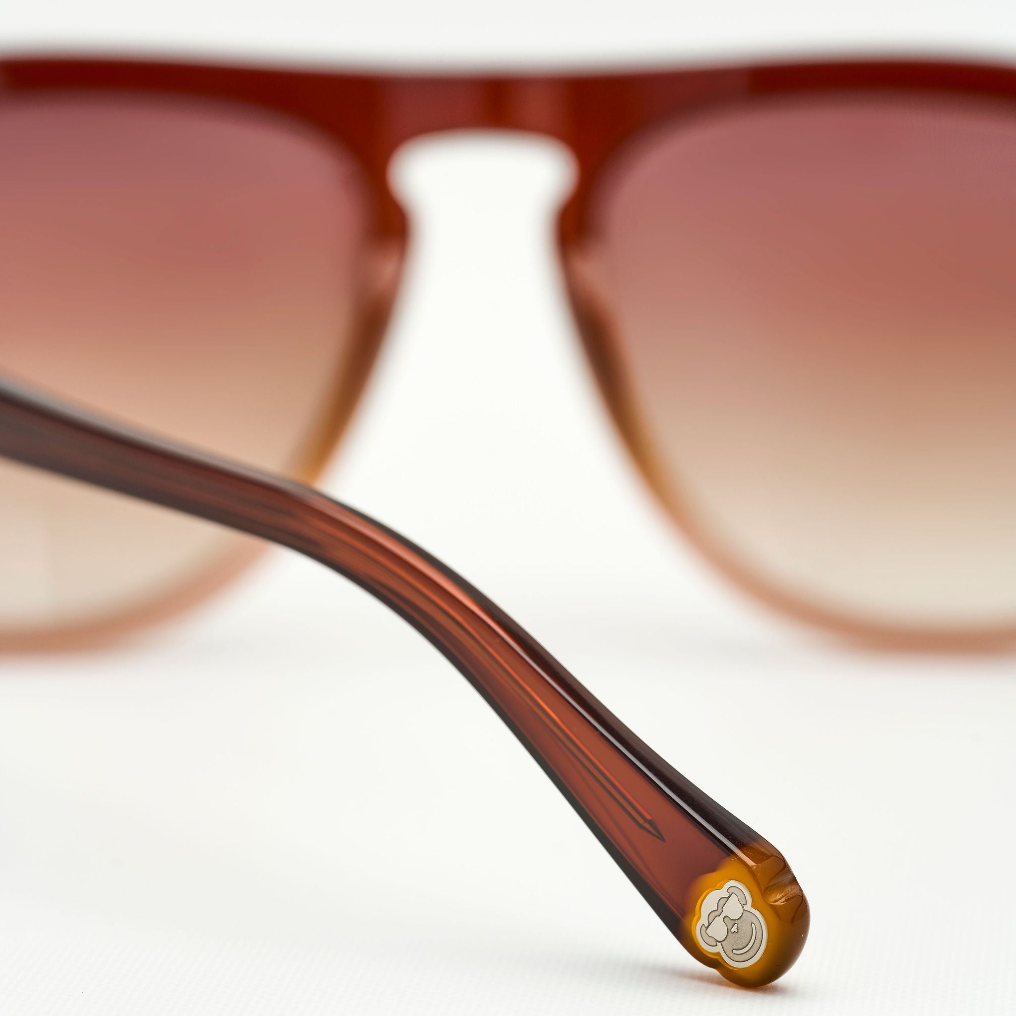 Bounty Gradient Brown