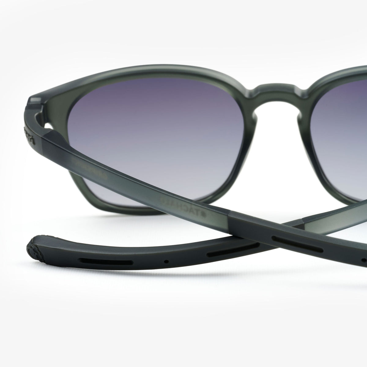 Canopy Gravel — gafas de sol de Sajú con filtro UV400 y sistema Grip antideslizante