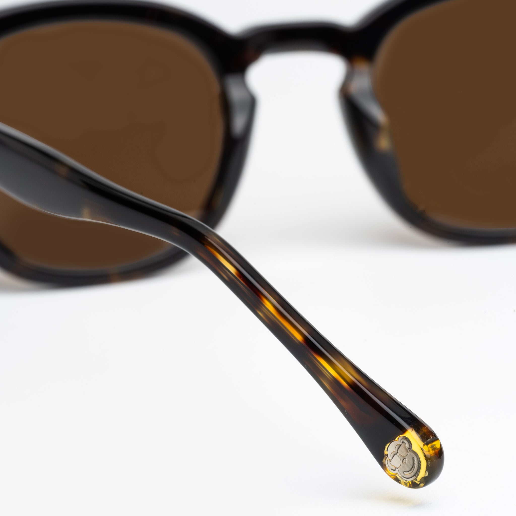 Bellucci Dark Brown