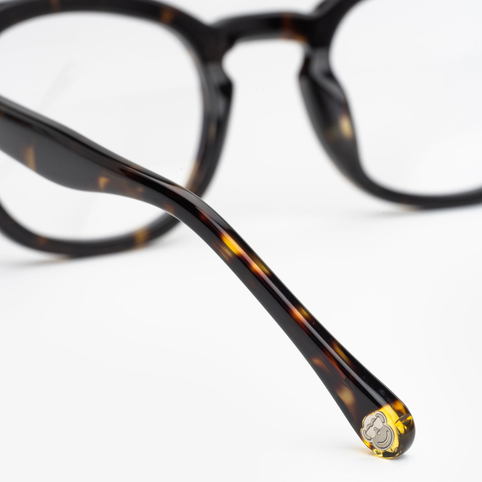 Bellucci Dark Brown Formuladas