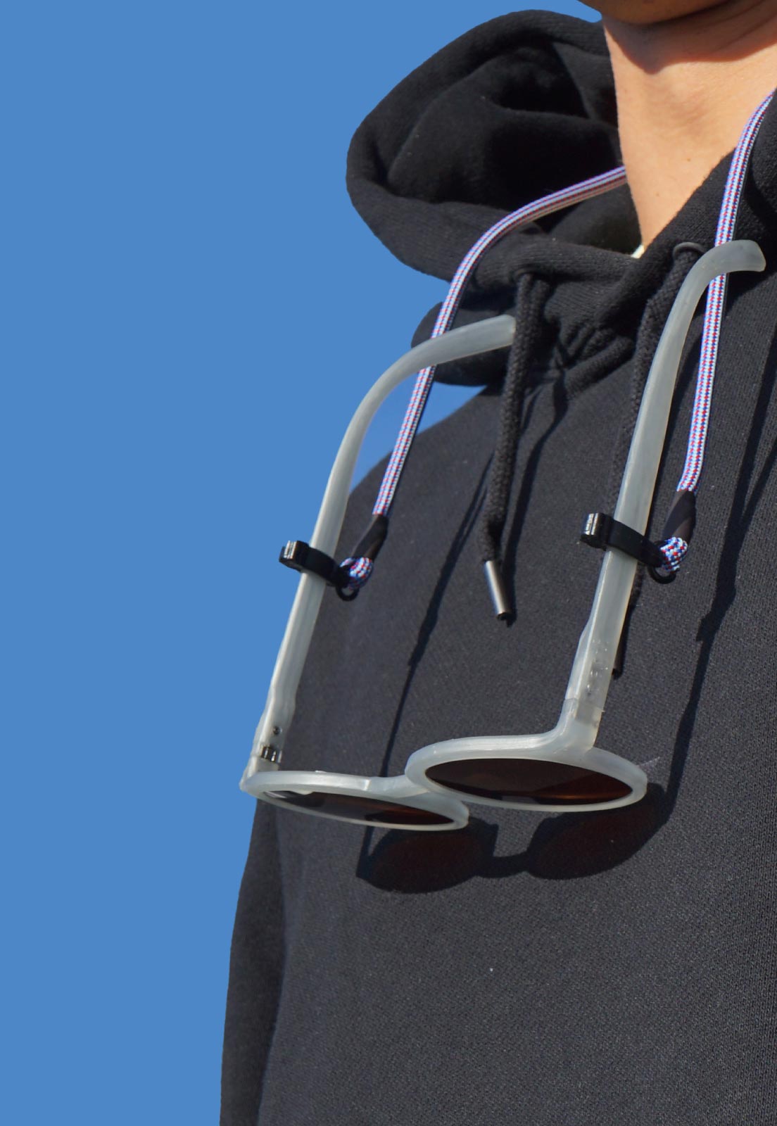 Cuelga Gafas Slim Bold