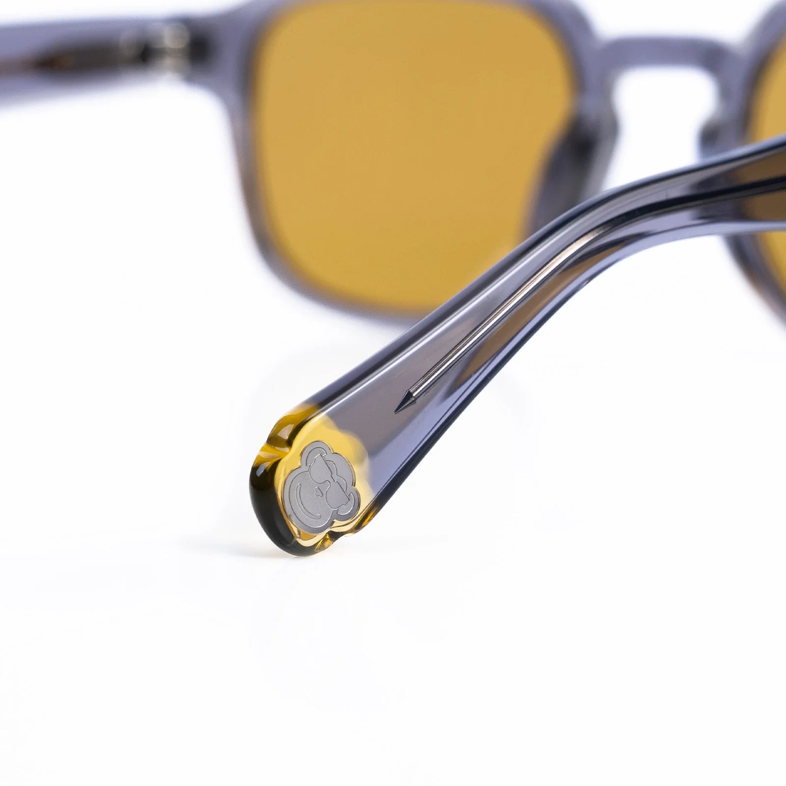 Las Calidosas Gray - Lente Amarillo