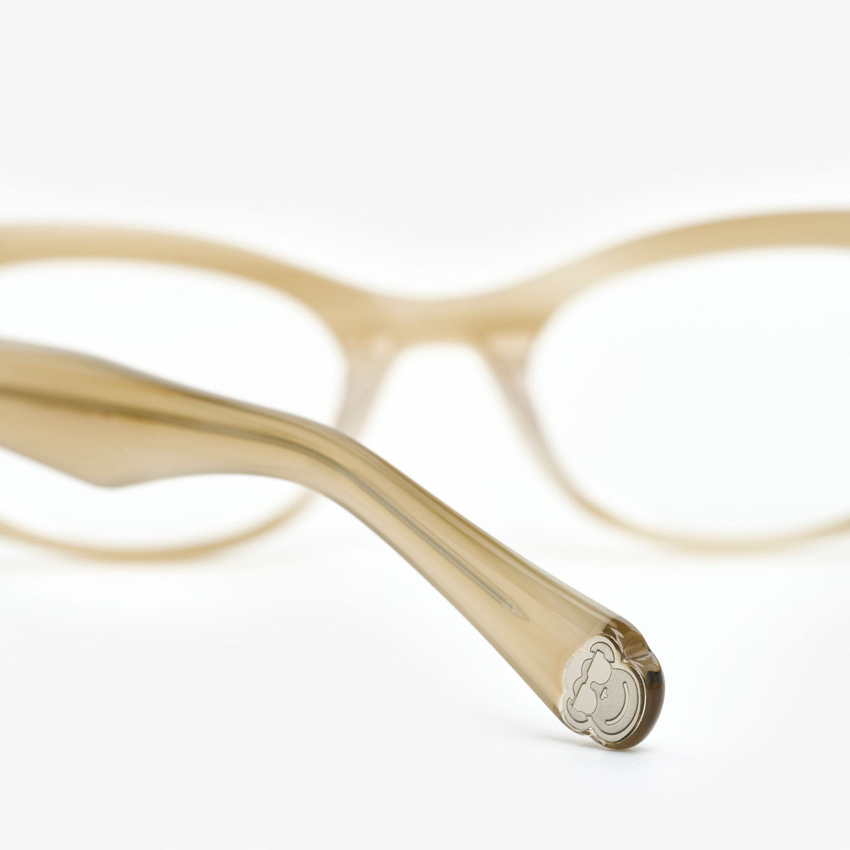 Gafas Sajú M52 Formuladas (M52C101F) — detalle
