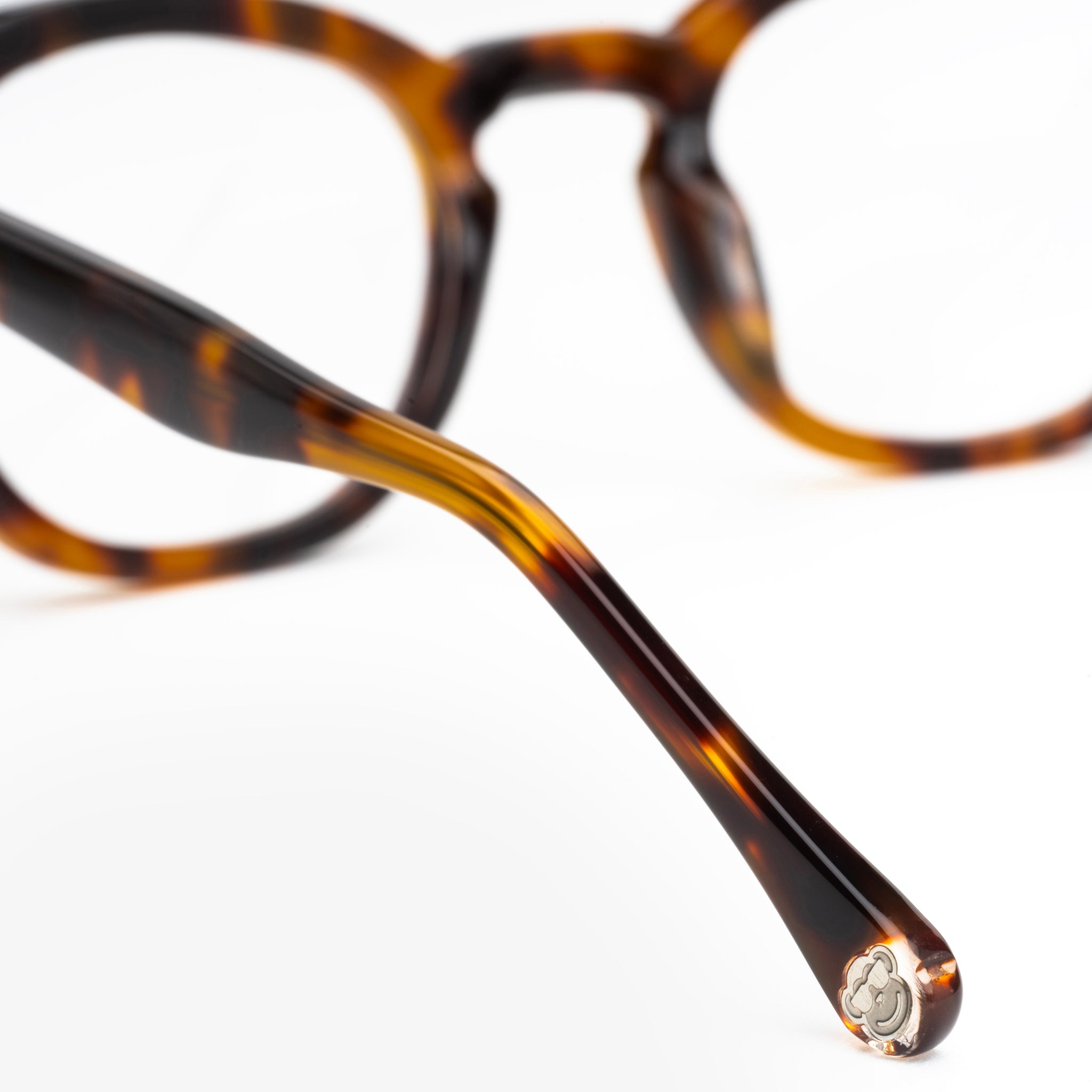 Bellucci Midbrown Formuladas