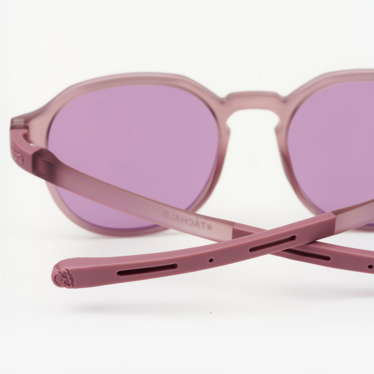 Rocka Sangría — gafas de sol de Sajú con filtro UV400 y sistema Grip antideslizante