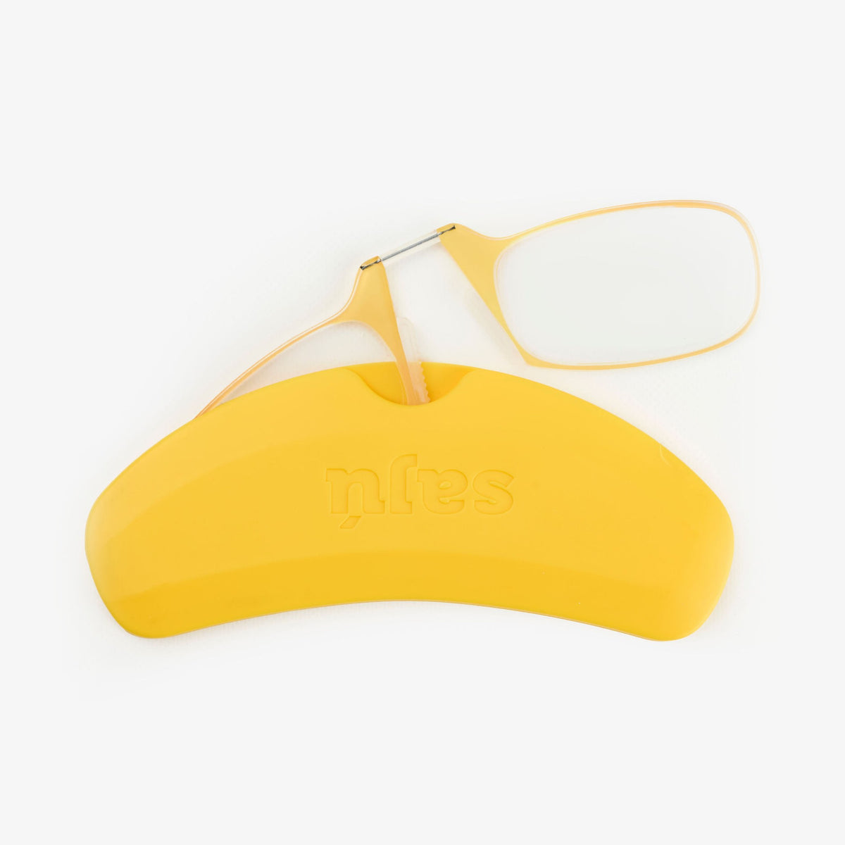 Phone Glasses Yellow: gafas de lectura ultradelgadas saliendo de su estuche adhesivo