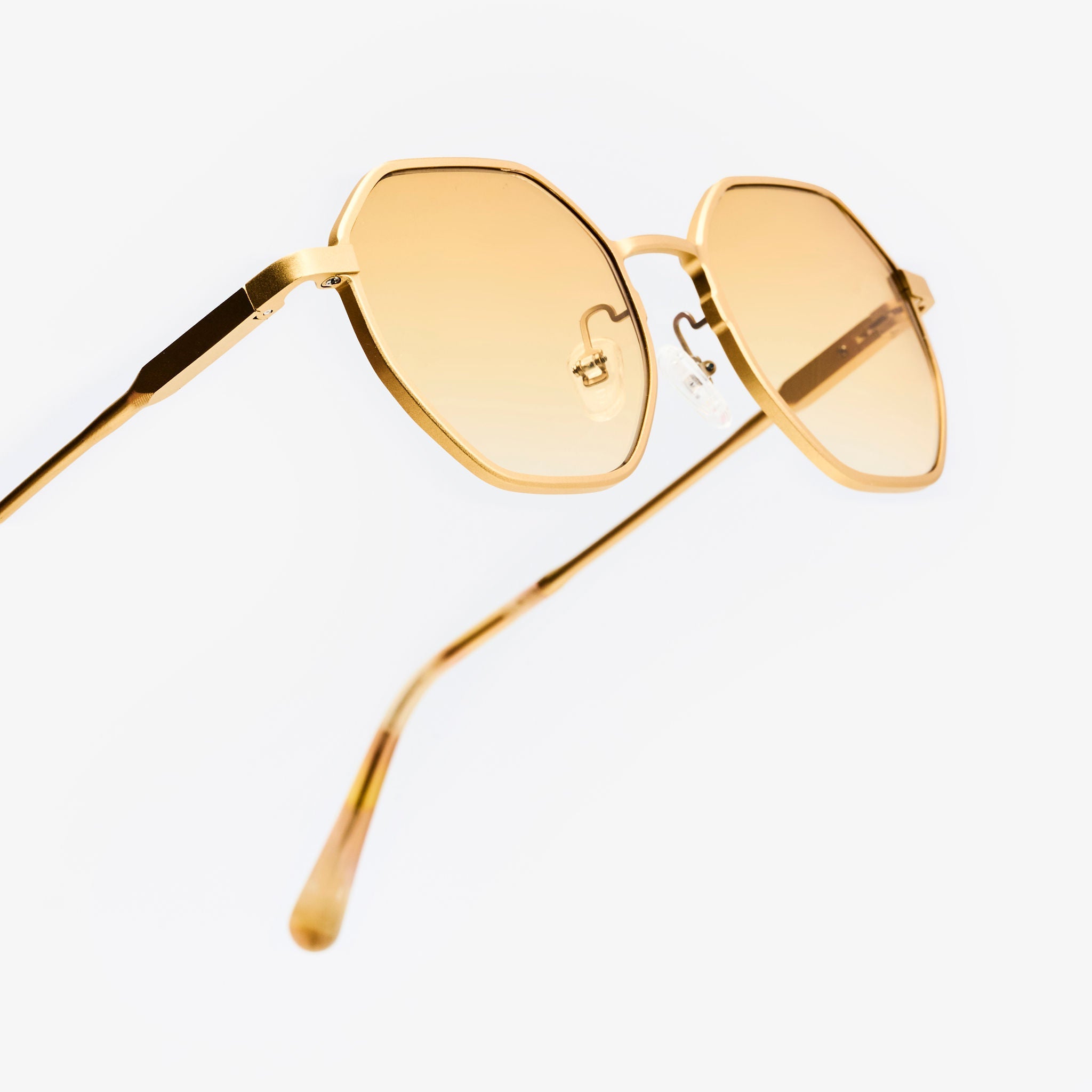 Beach Day Golden Hour - Sajú Colombia